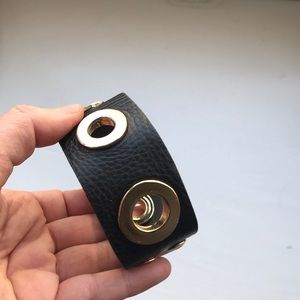 🎉🎊SALE🎉🎉Cara vegan leather bracelet